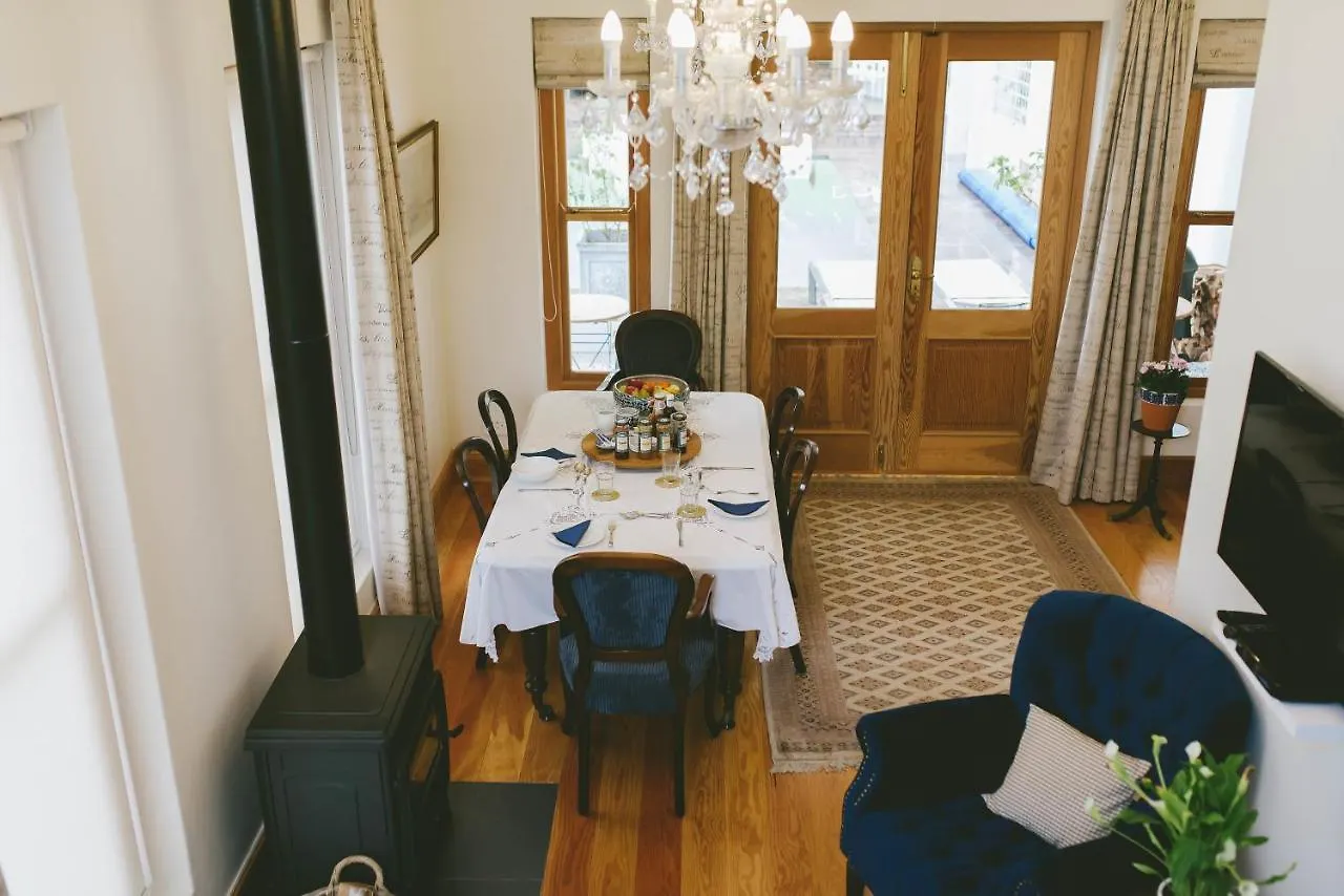 ****  The Victorian Goose (Adults Only) Bed & Breakfast Cape Town South Africa